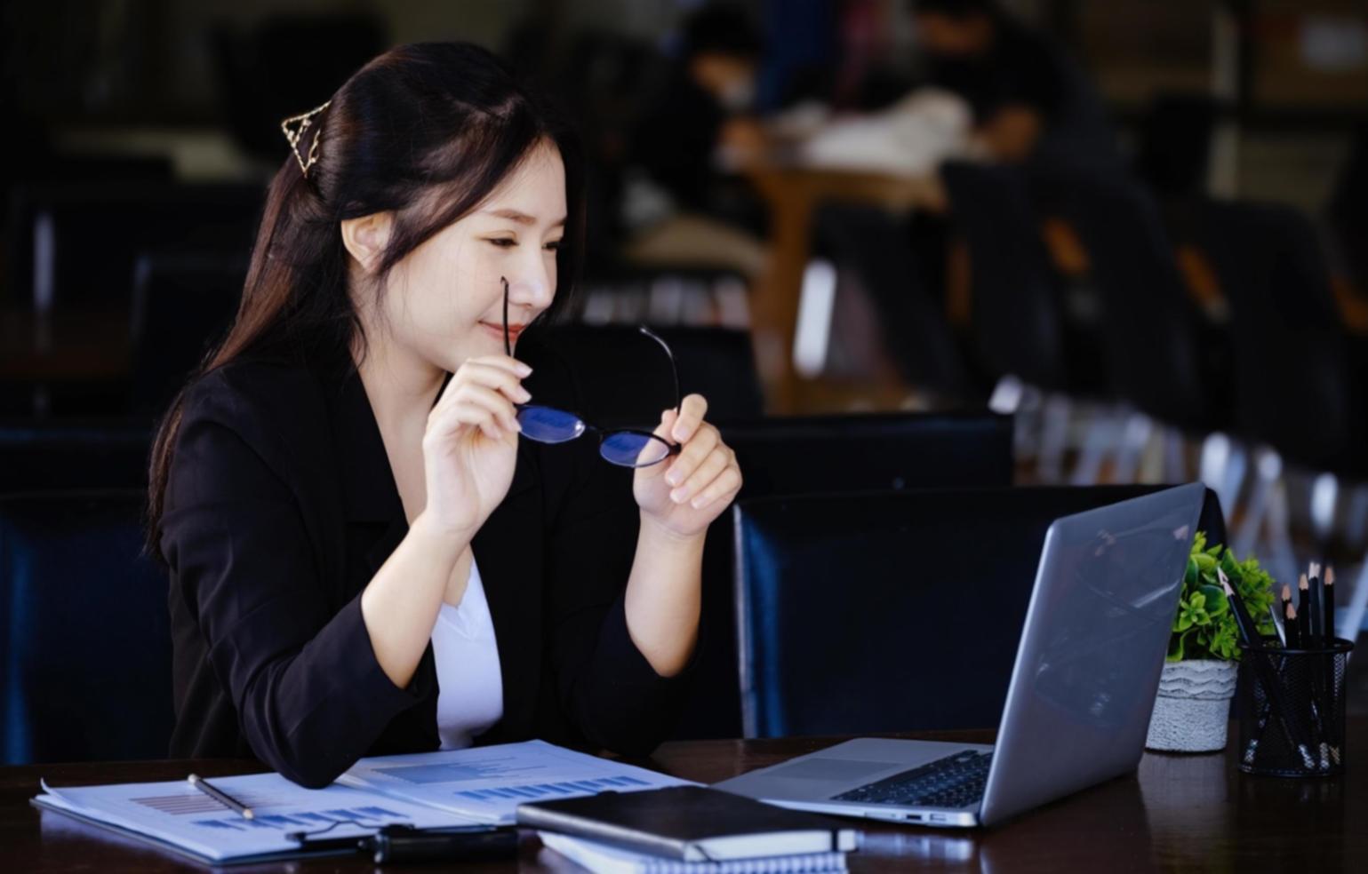 Implementierung fortgeschrittener Deep Learning Architekturen